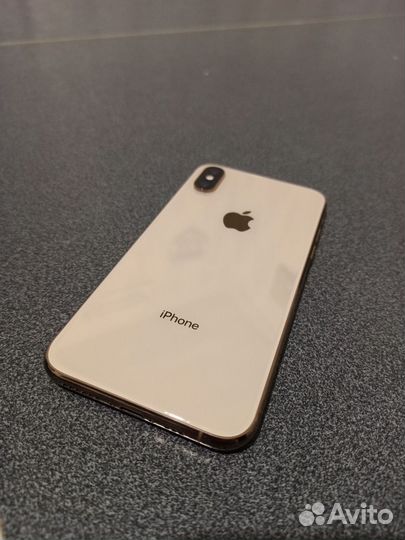 iPhone XS 64 gb gold