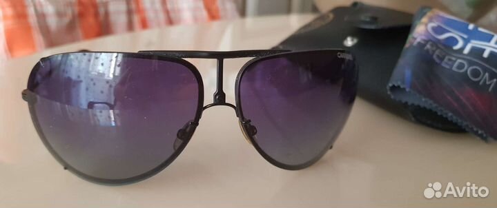 Солнцезащитные очки Carrera