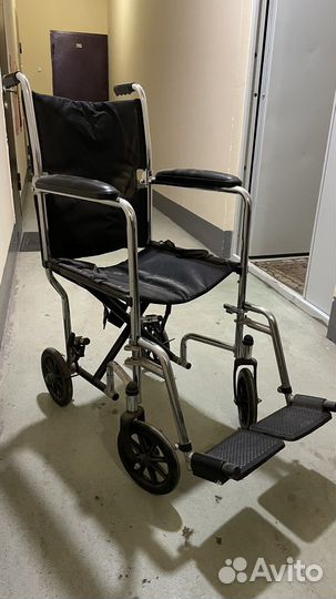 Инвалидная коляска складная бу