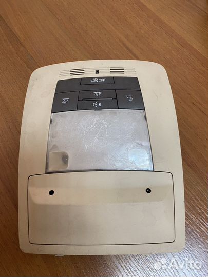 Lexus rx 270 плафон освещения