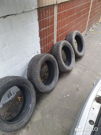 Bridgestone Blizzak Ice 185/60 R15 20B