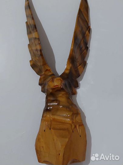 Статуэтки: Орёл, Белка