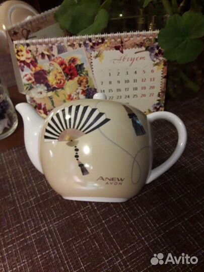 Заварочный чайник с веерами Avon