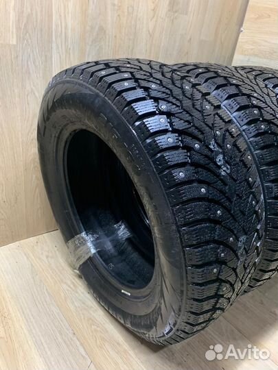 Pirelli Formula Ice 215/60 R16 99T
