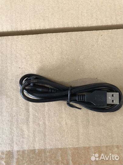 Зарядный кабель