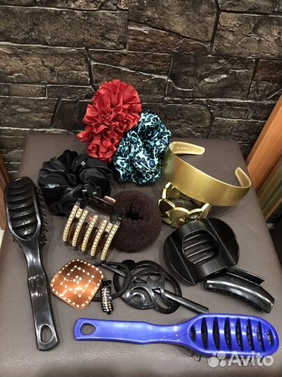 Заколки, расчески