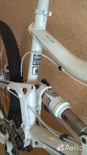 Велосипед GT Sensor 1.0