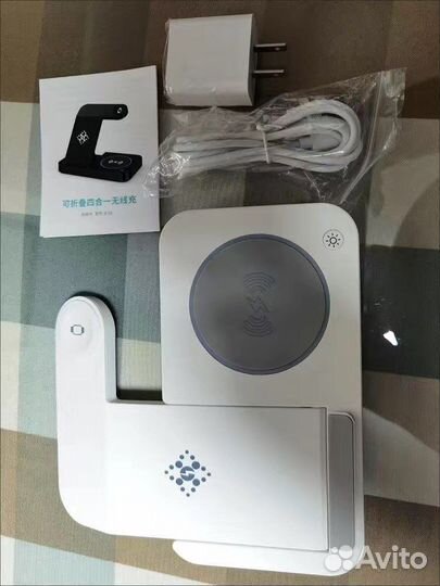 Зарядная станция для iPhone