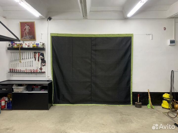 Брезентовая штора в гараж утепленная