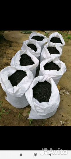 Чернозем, торф в мешках