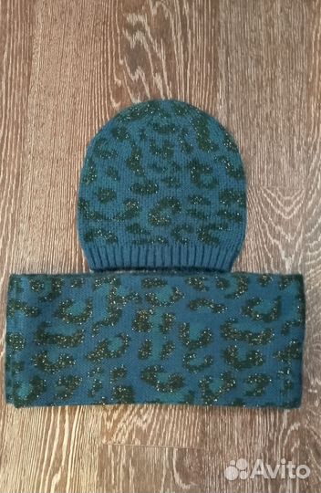 Комплект шапка и снуд женский