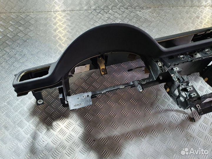 Панель передняя салона (торпедо) Volkswagen рест