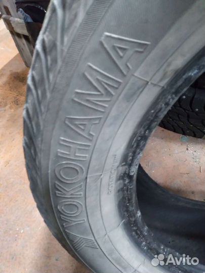 Yokohama IceGuard Stud IG65 225/60 R17