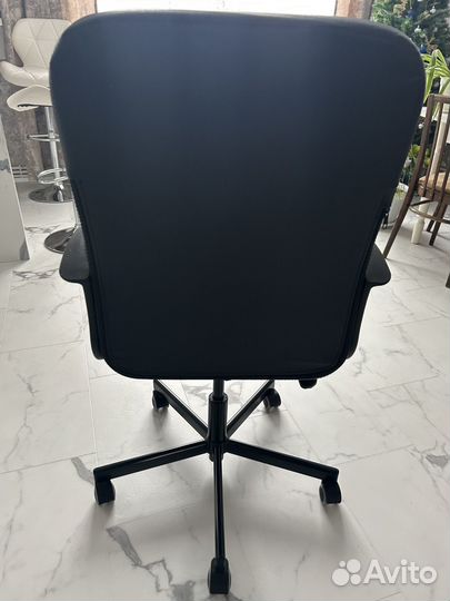 Офисное кресло IKEA torkel