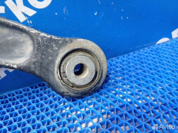 Задний рычаг подвески Mercedes-Benz W220 седан