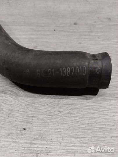 Патрубок BMW 3 E36