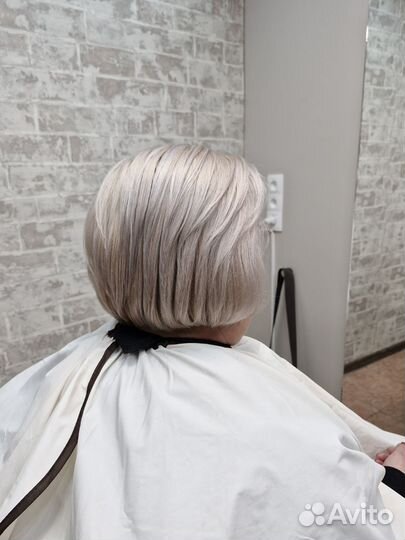 Окрашивание волос. Стрижка волос