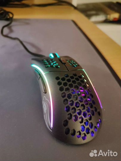 Игровая мышь Glorious Model D