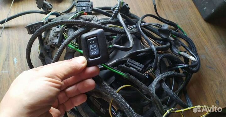 Стеклоподъемники мерседес 190