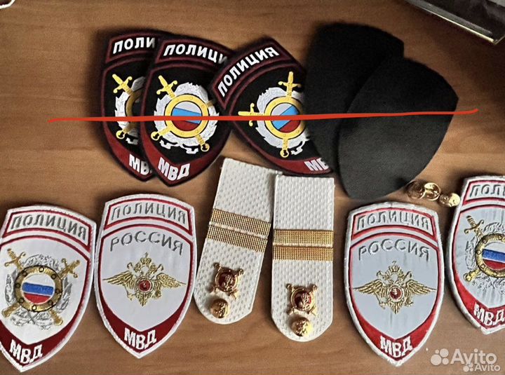 Нашивки на одежду (шевроны и погоны)