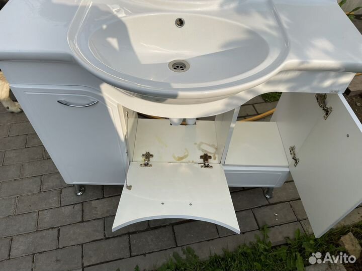 Мебель для ванной бу