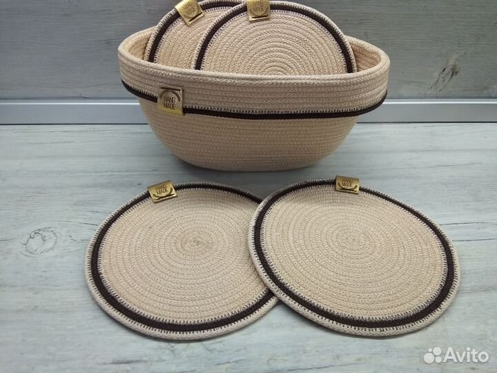 Подарочный набор,салфетки и корзинка.Ручная работа