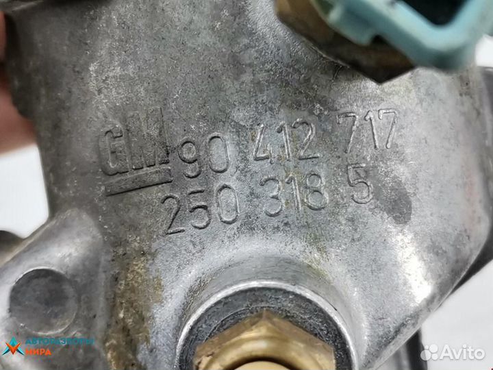 Корпус термостата Opel Vectra A 1995 90412717