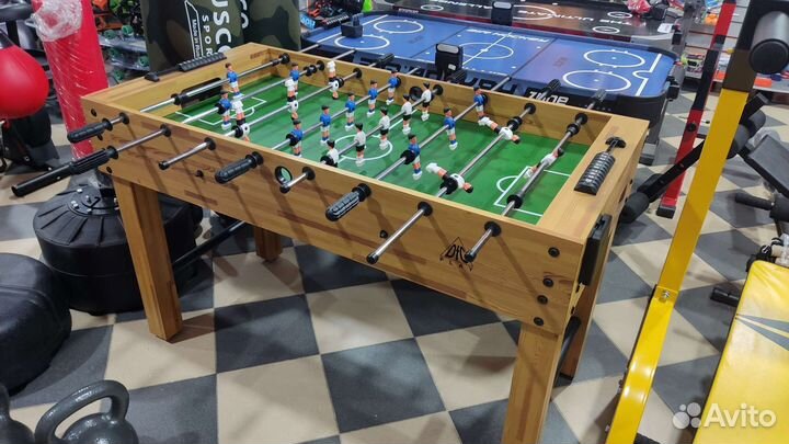 Настольный футбол, игровой стол
