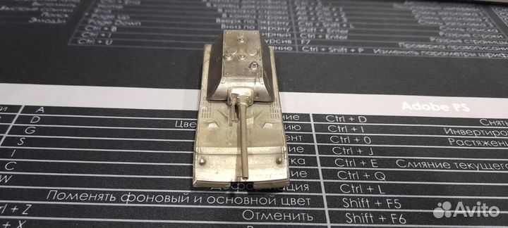 Продам танк Маус