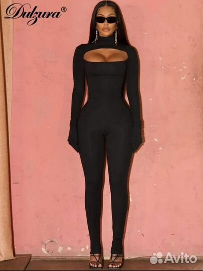 Комбинезон женский