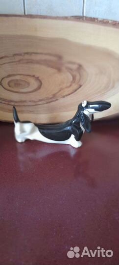 Статуэтка такса,винтаж,фарфор