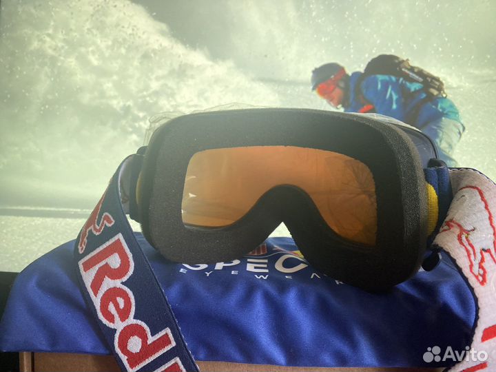 Маска Spect Red Bull Magnetron Eon