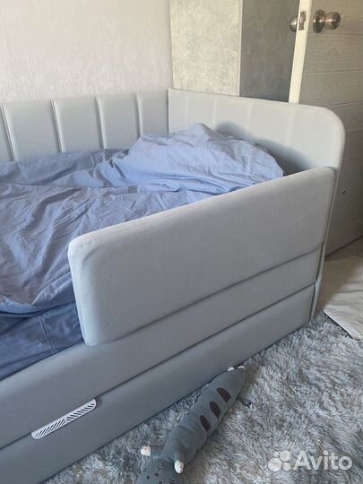 Защитный бортик