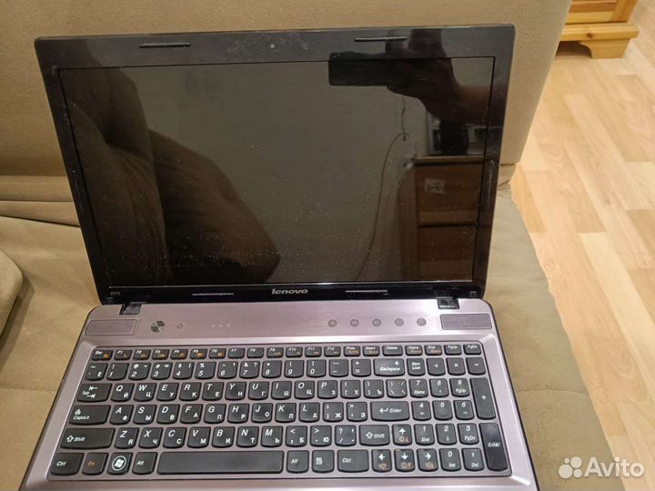 Lenovo z575