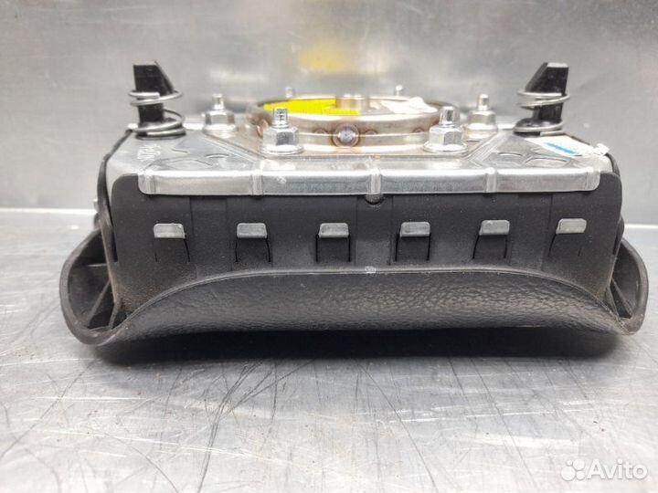 Подушка безопасности в рулевое колесо Volkswagen