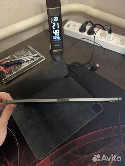 iPad 11 pro (2020) Wi-fi + Cellular 128 Gb