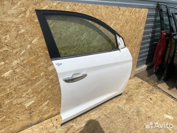 Дверь передняя правая Hyundai Tucson 3