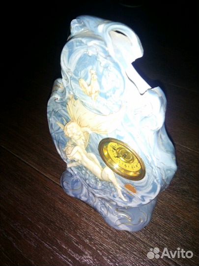 Часы антикварные,фарфор,идут,утрата по корпусу,тре