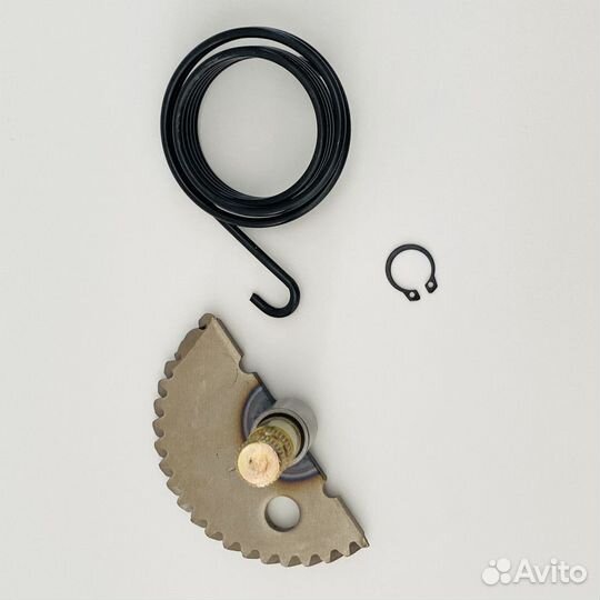 Вал кикстартера 12 с сектором двиг.4х такт.длинн