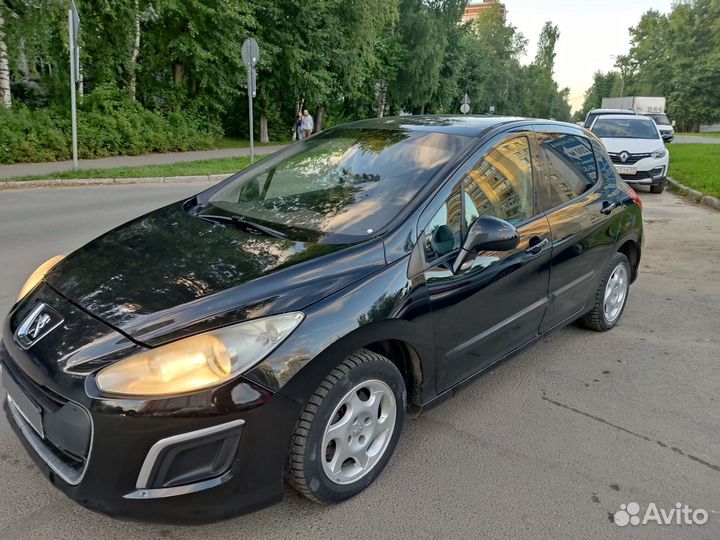 Peugeot 308 1.6 МТ, 2011, 177 511 км