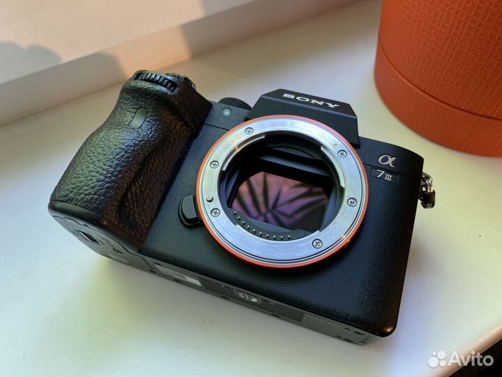 Sony A7 III + Sony 28-70