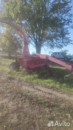 Комбайн прицепной Измельчитель-подборщик JF, Дания