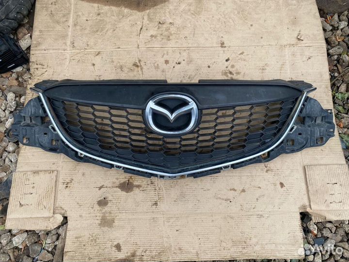 Решетка радиатора Mazda CX-5 KE