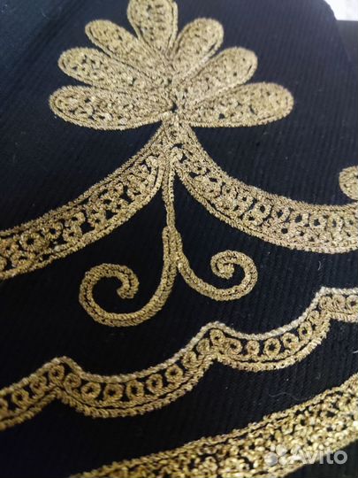 Фрагмент старинной ткани