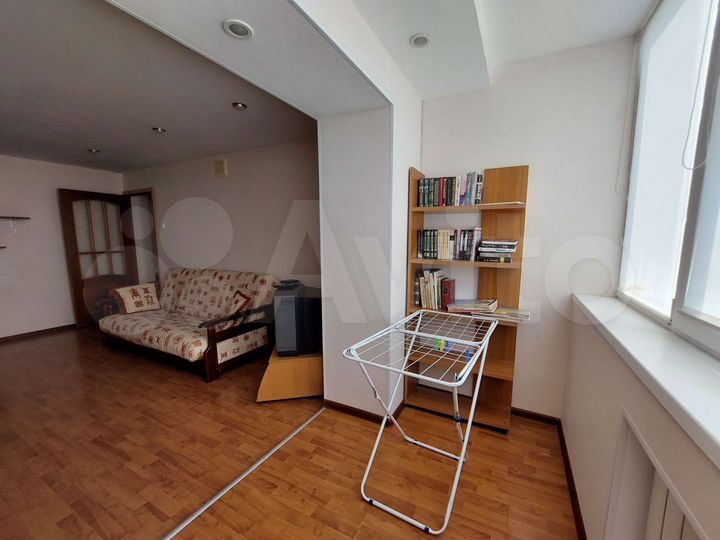 3-к. квартира, 65 м², 4/9 эт.