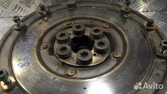 Маховик демпферный бензиновый BMW 1 E87 (83C31TI01