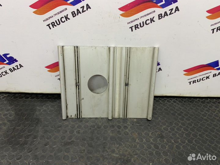 Кронштейн бака AdBlue Renault T, Volvo FH