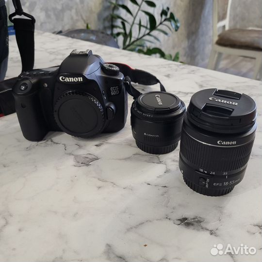 Зеркальный фотоаппарат canon 60d
