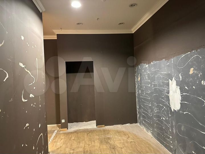 Сдам торговое помещение, 177 м²