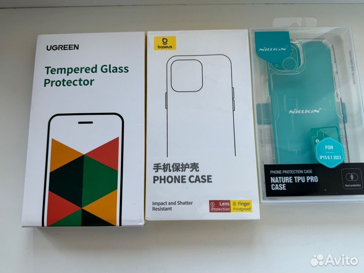 Чехлы и стекла iPhone 15